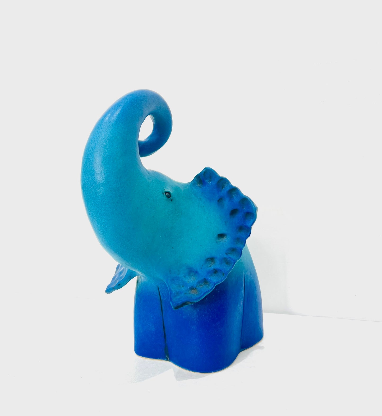 Blue Elephant III