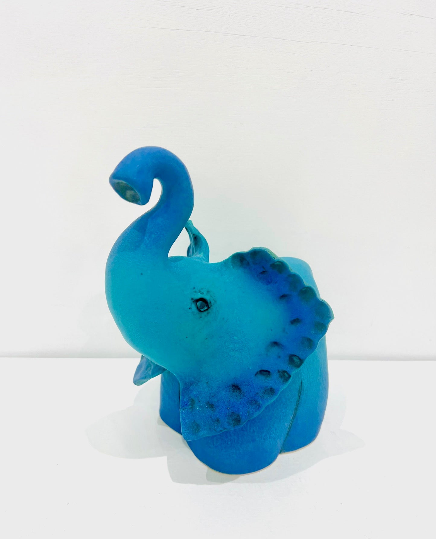 Blue Elephant IV