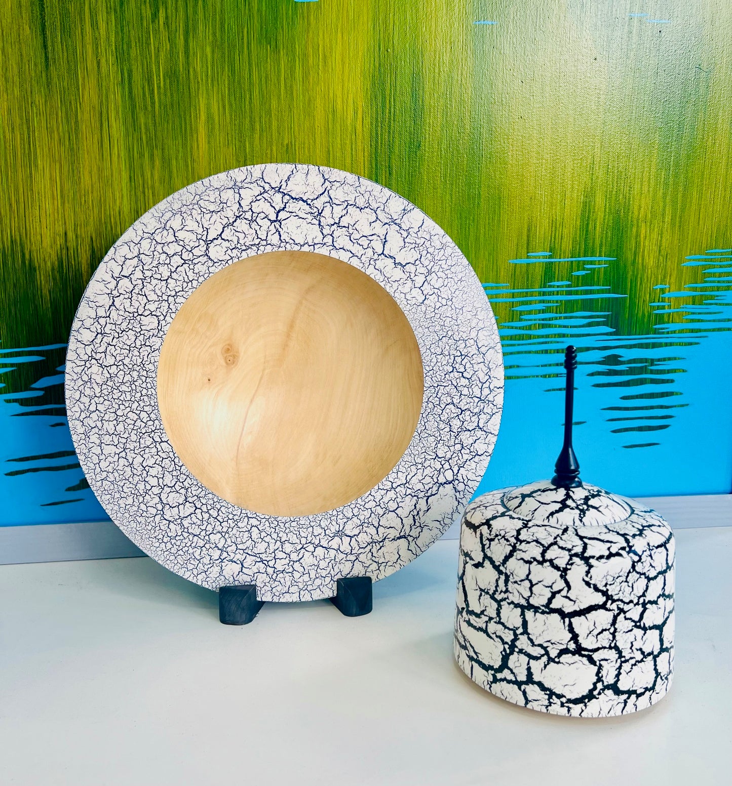 Sycamore wood finish pot with crackle effect finish