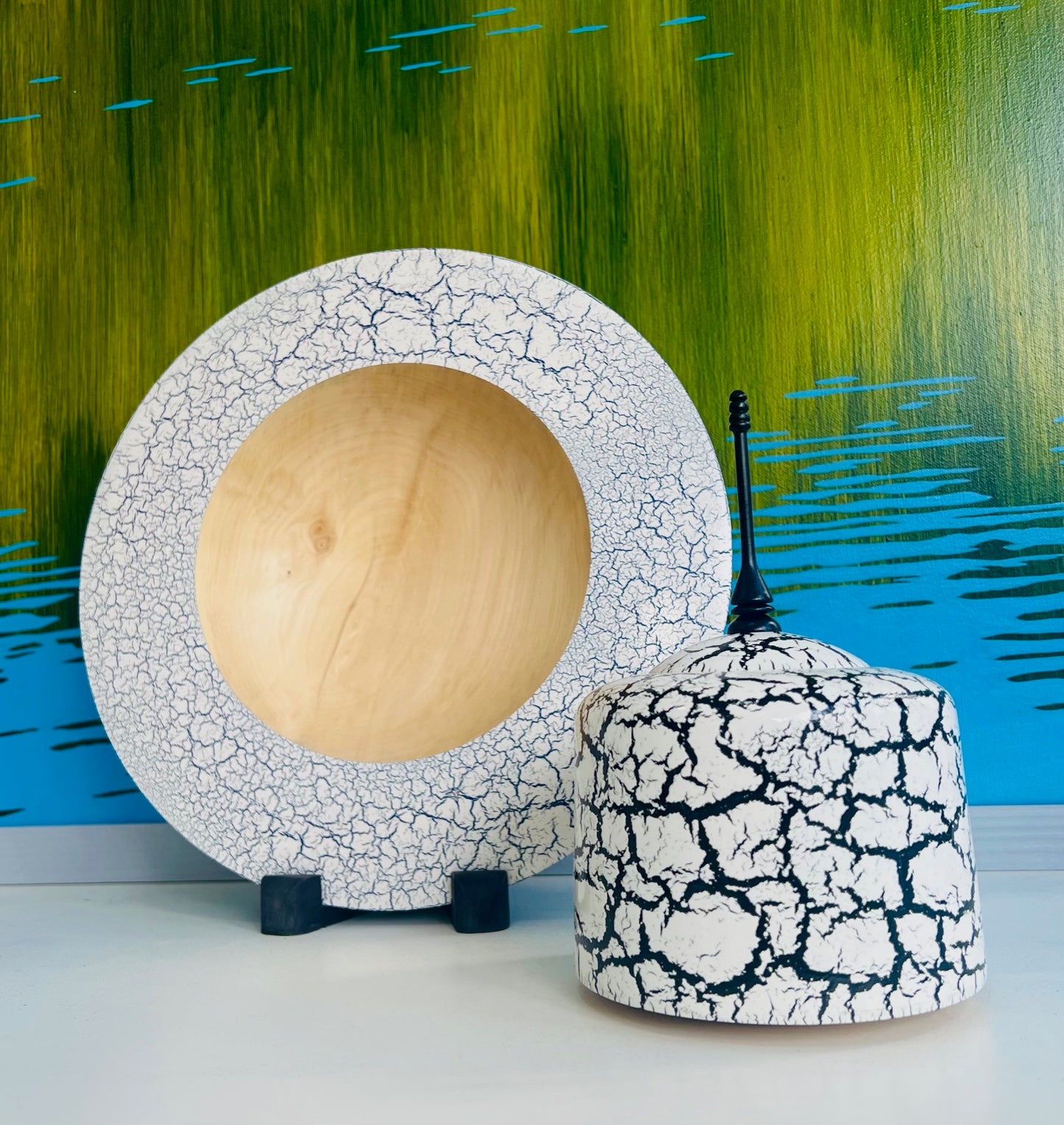 Sycamore wood platter with crackle effect finish