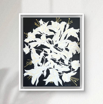 Lilies Black + White