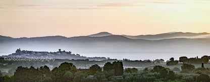 Castiglione del Lago at dawn, Umbria (Framed)