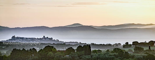 Castiglione del Lago at dawn, Umbria (Framed)