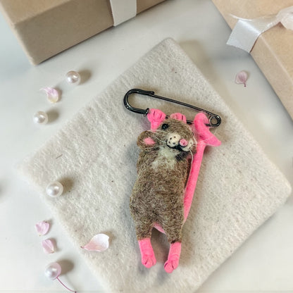 Felt Brooch – Mouse