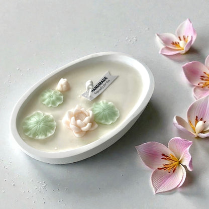 Water Lotuses - Decorative Scented Candle